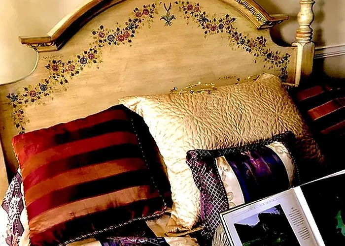 Elegant Suite Rental In For A Vacation To Cayuga Lake, New York