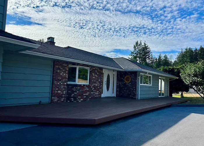 Sunset Shores Retreat