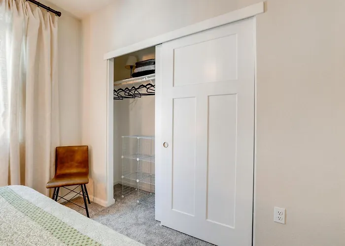 New Build W/ Patio! Roseville Extended Stay