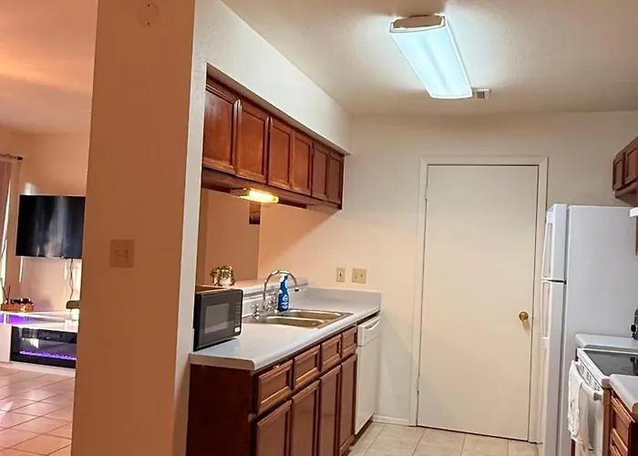 Georgetown Serenity 2 Bedroom Apartment