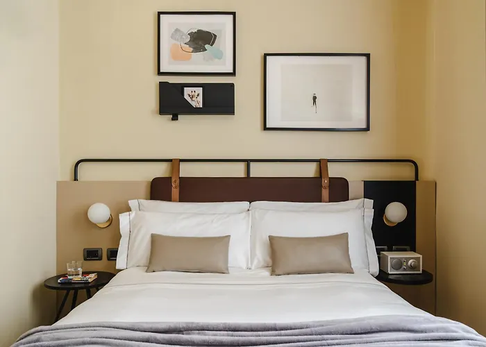 In Luxury hotels I Portici Bologna