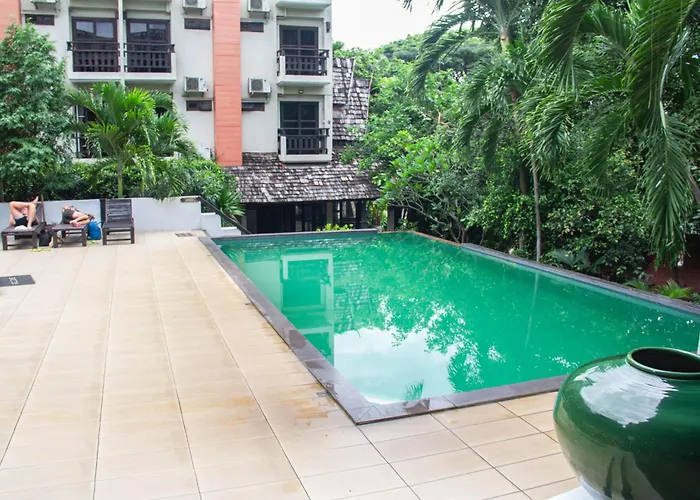 Rainforest Chiangmai Hotel