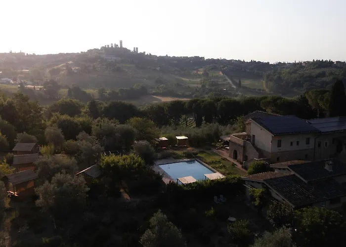 Hotel Con Piscina I Pini