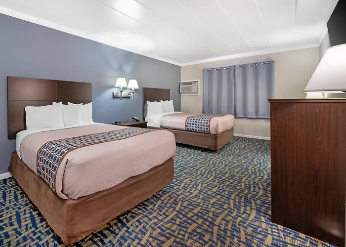 Econo Lodge Hicksville - Long Island