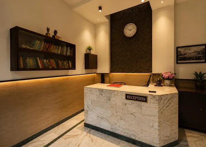 Hotel Kamal Nearest To Taj Mahal