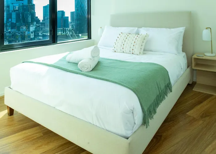 Boutique hotels Waterfront Melbourne Apartments