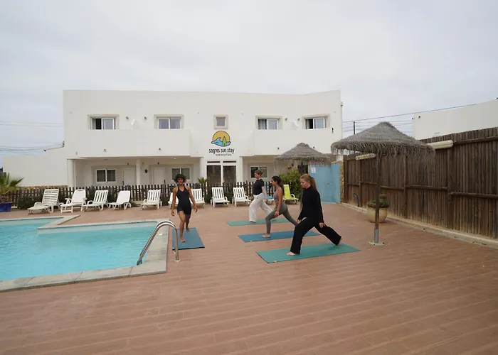 Sagres Sun Stay - Surf Camp & Hostel