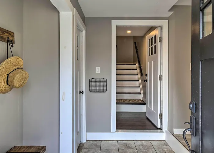 Stylish Pine Plains Home Near Parks & Hiking!