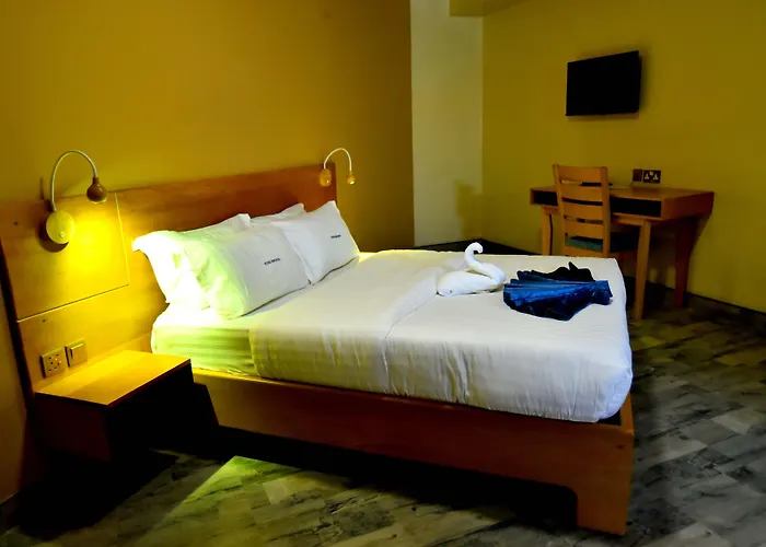 Victoria Mews Hotel