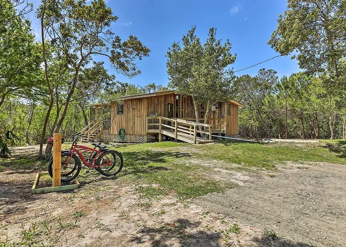 Cozy Hatteras Island Abode ~ 1 Mi To Frisco Beach!