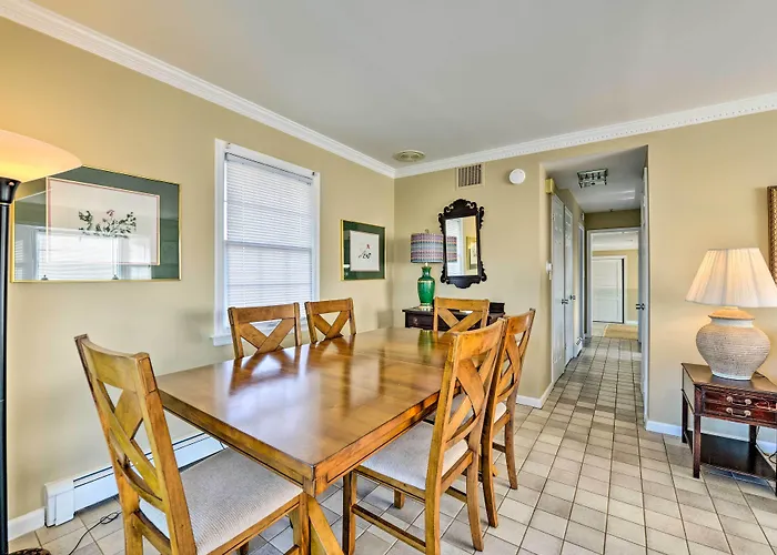Oceanside Beach House In Pvt Beach Community!