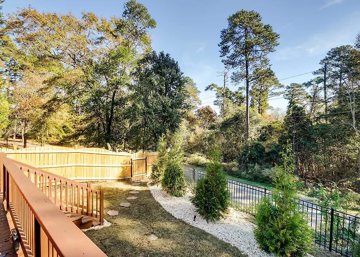 Step-Free Home W/ Fire Pit - 3 Miles To Usc!