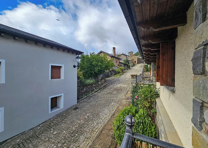Apartamentos Gavín Biescas 3000