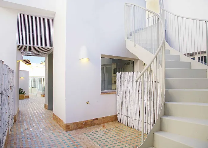 Overland Suites Catedral