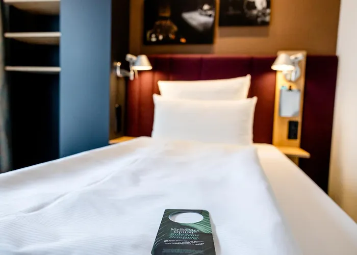 3 SterneHotel One Stuttgart-Mitte