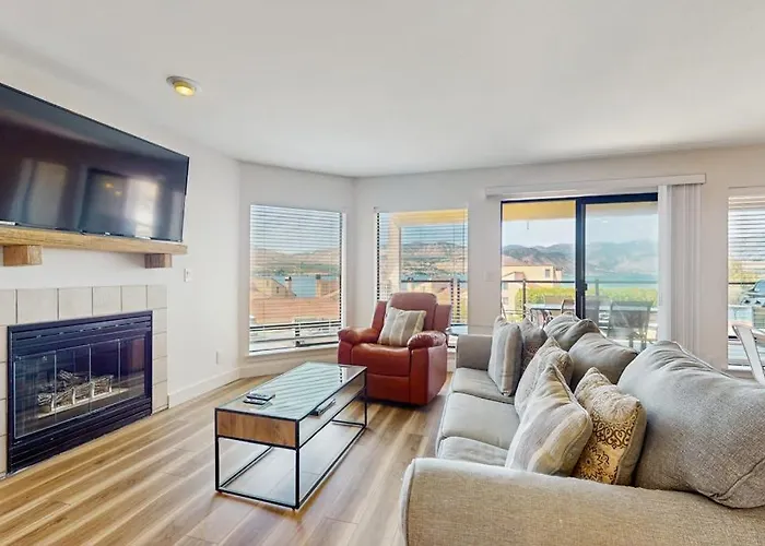 Lake Chelan Shores Shore Serenity 19-3