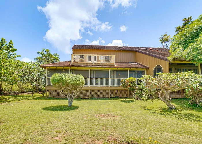 Walk To Beach: Paniolo Hale Townhome W/ Ocean View