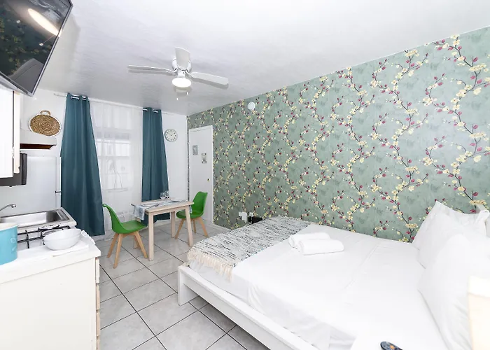 335 Ocean Walk Apartments