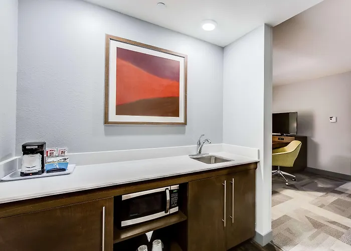 Hampton Inn & Suites Fort Worth Downtown