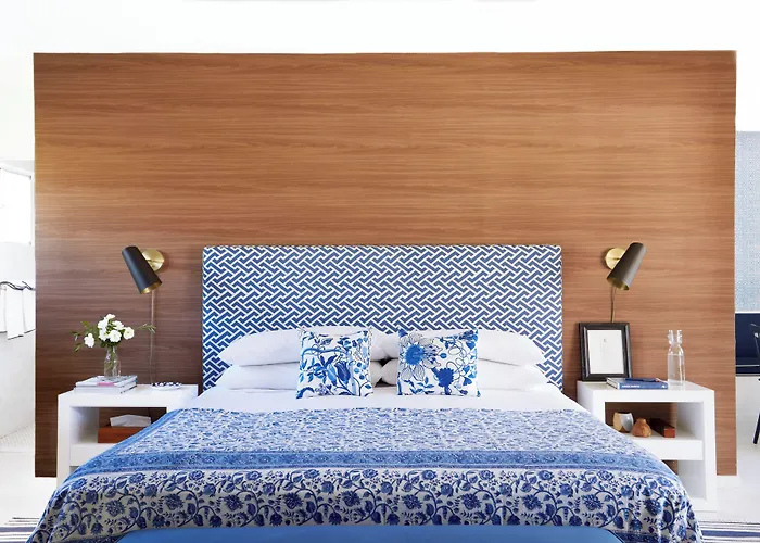3 star hotels Holiday House Palm Springs
