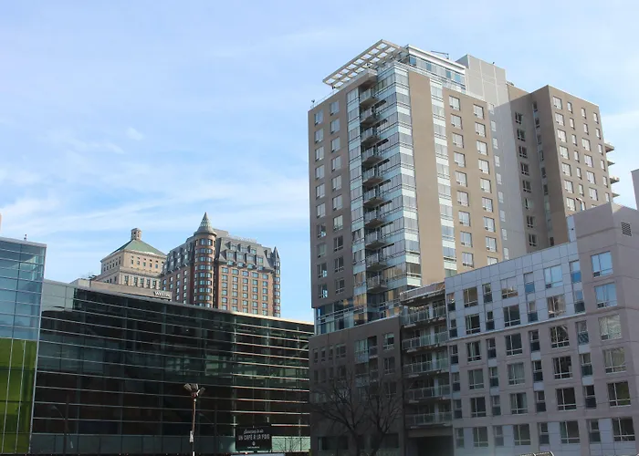 Apartment Et Studio Montreal