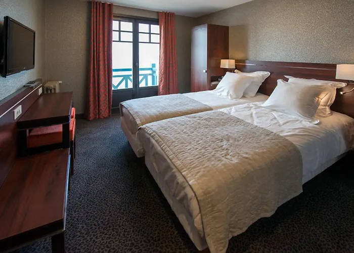 Romantic hotels Ambassadeurs Logis