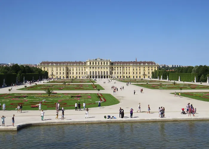 Viktoria Schönbrunn Romantik Hotel