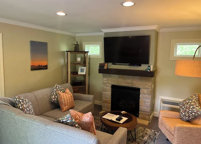 Cheap hotels Seven Oaks Bed & Breakfast