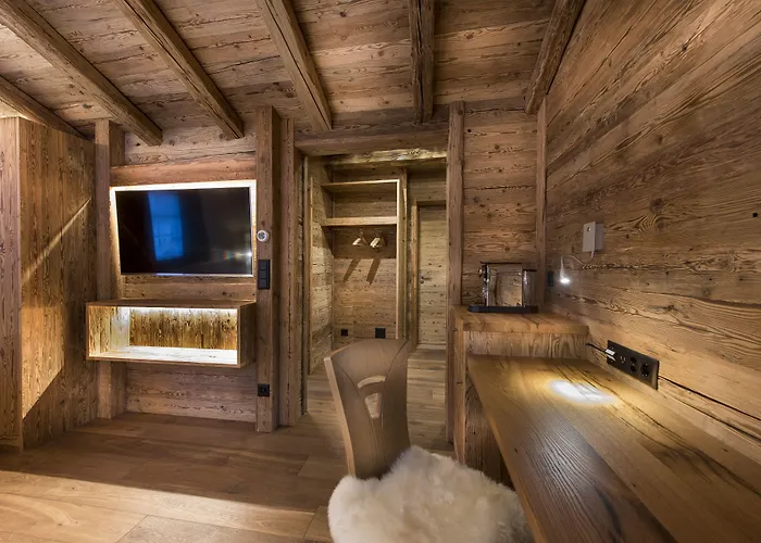 Hotels with pool Silvana Mountain