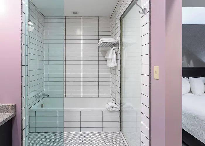 Hotel At The Lafayette Trademark Collection By Wyndham