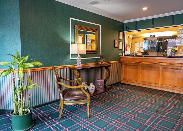 Whitman Motor Lodge