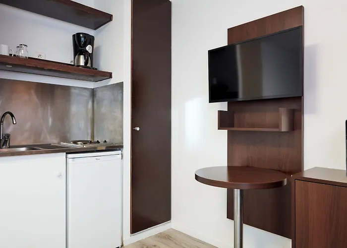 Adagio Access Bastille