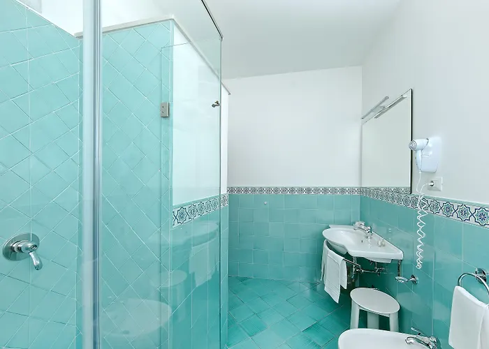 3 star hotels Pupetto