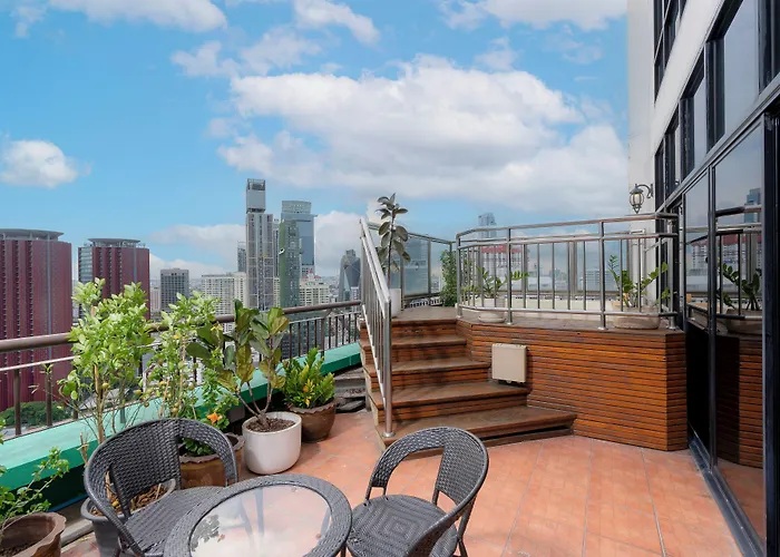 Grand Diamond Suites
