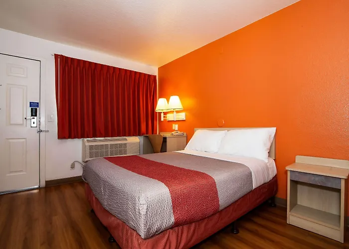 Motel 6-Palm Springs, Ca - East - Palm Canyon