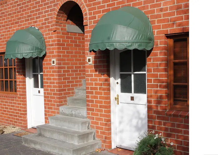 3 star hotels Bay Apartments