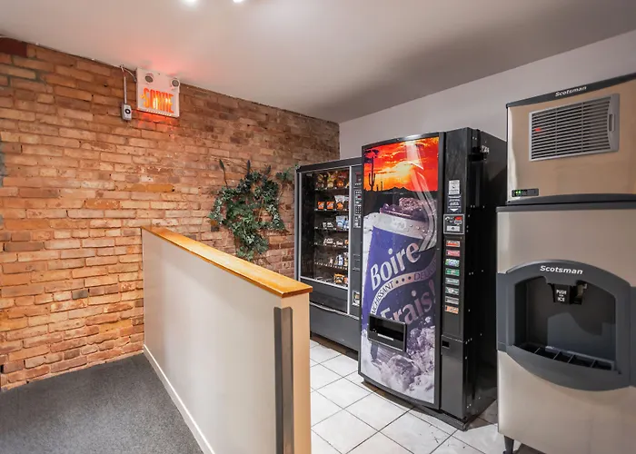 Сity center hotels Le Roberval