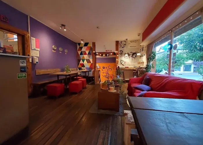 Hopa-Home Patagonia Hostel