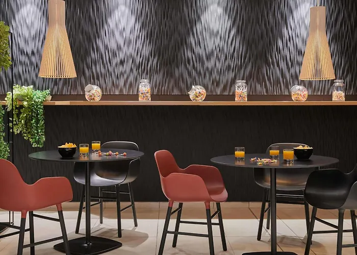 Animaux admis Mercure Paris La Défense