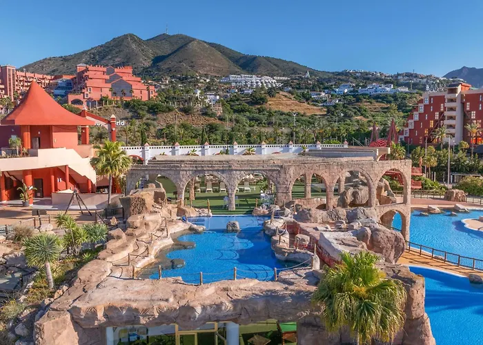 Hoteles con Jacuzzi Holiday World Resort
