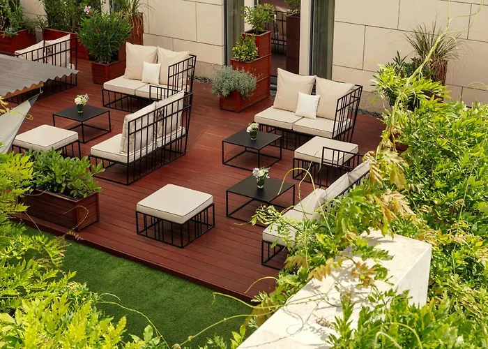 Ritz-Carlton