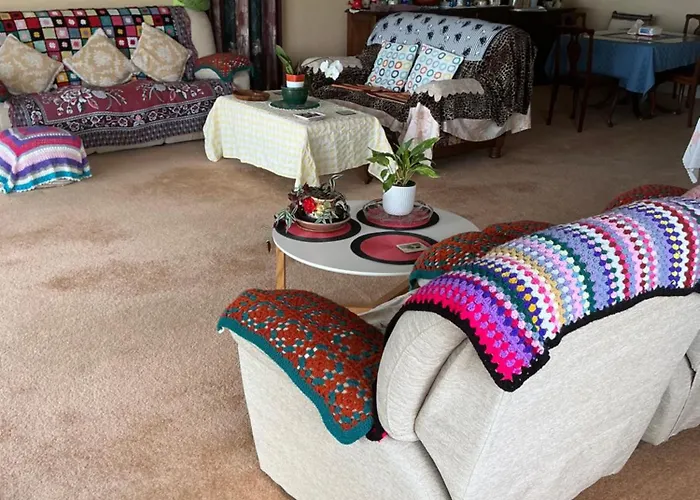 Seaview Holiday Home