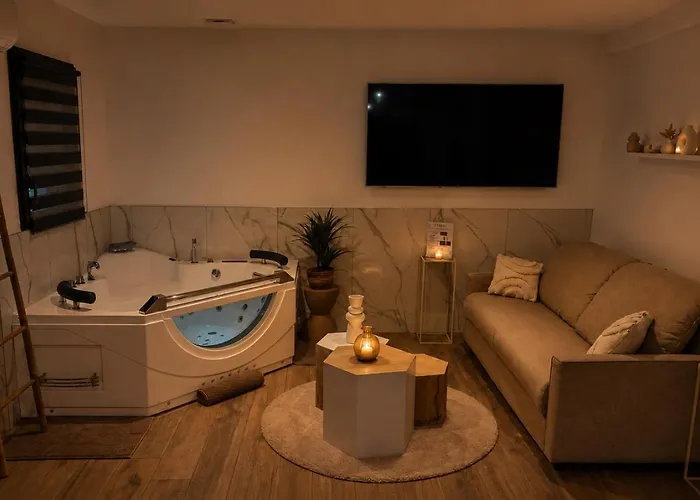 Love Room - Toulon - Ollioules - Var