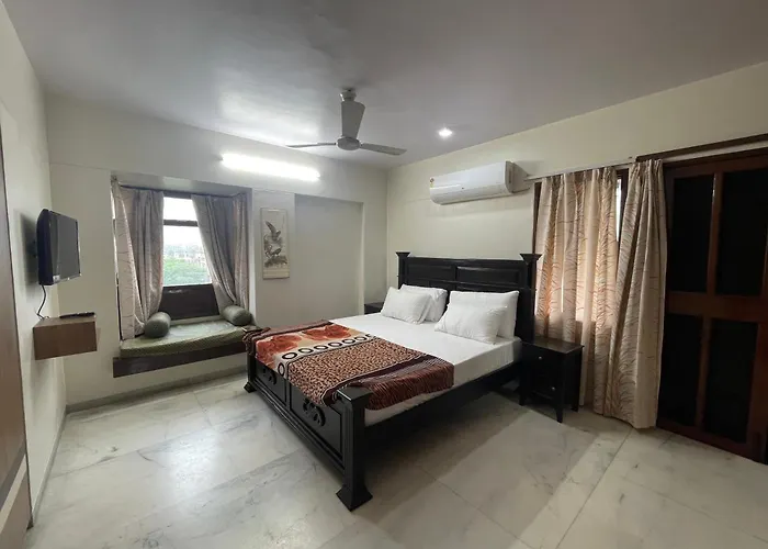 Aashvi Homes - Rooms With Balcony