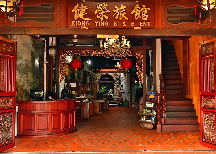 Guest house: Kuching Waterfront Lodge