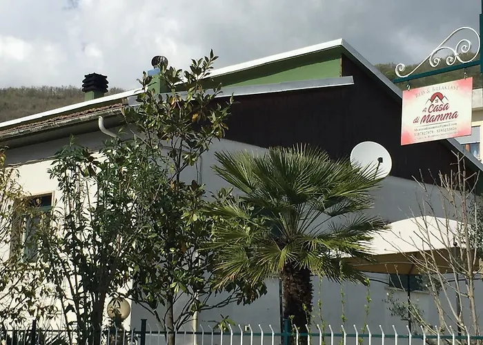 Hotel di lusso: A casa di mamma