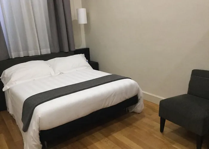 Hotel familiare: Rhome Terminal Guest House