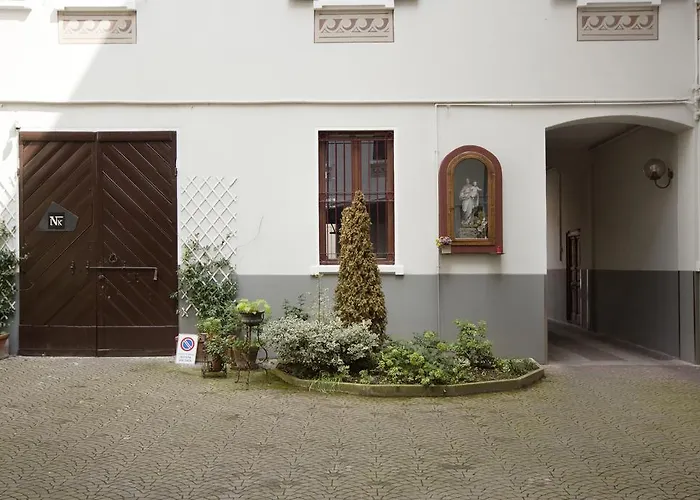 Nvk Guest House