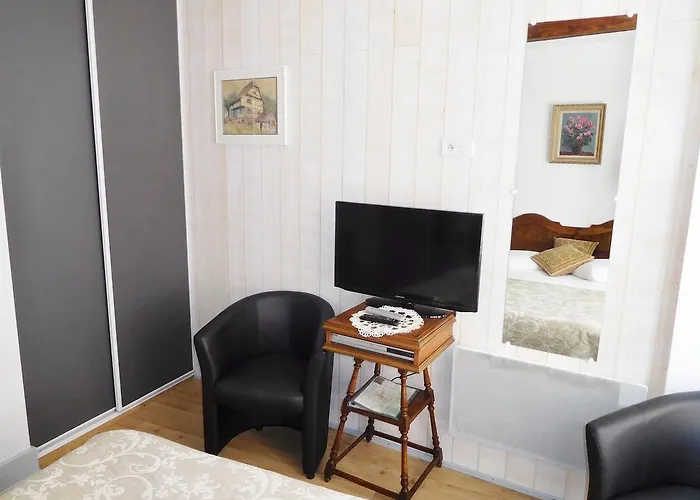 Location "Charme"