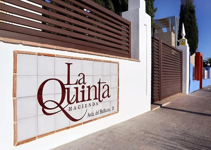  La Quinta Hacienda